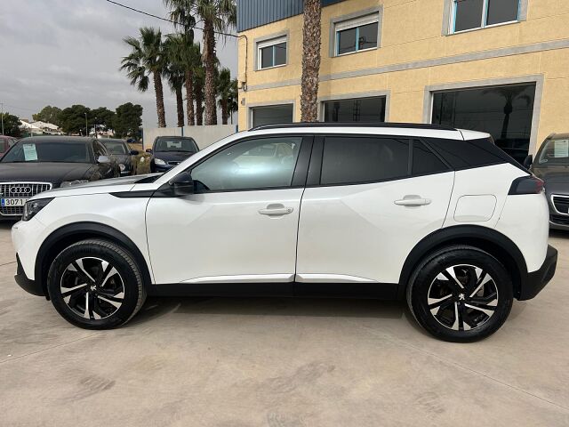 PEUGEOT 2008 ALLURE 1.2 E-THP AUTO SPANISH LHD IN SPAIN 28000 MILES SUPER 2022